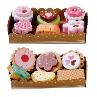 Bee Smart Wooden Cakes & Biscuits Play Food Set